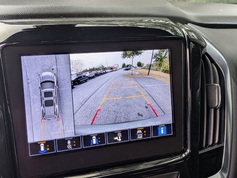 Used 2024 Chevrolet Traverse Premier w/ Redline Edition image 26