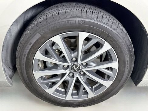 Certified 2023 Lexus ES 350 image 31