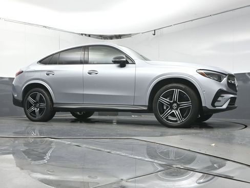 Used 2024 Mercedes-Benz GLC 300 4MATIC image 41