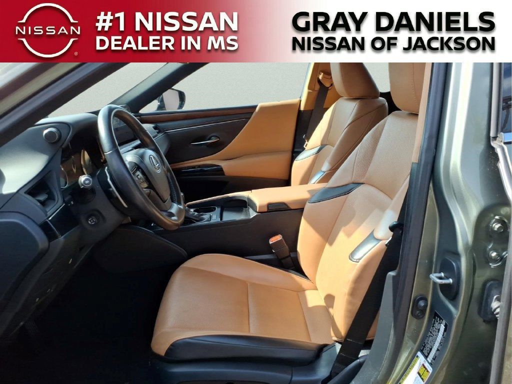 Used 2023 Lexus ES 350 w/ Premium Package FWD image 23