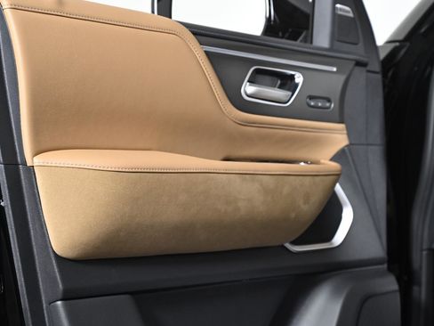 New 2026 INFINITI QX80 Luxe image 34