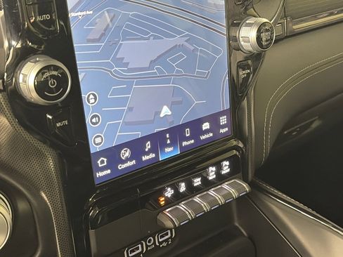 Used 2023 RAM 1500 Limited w/ Bed Utility Group image 20