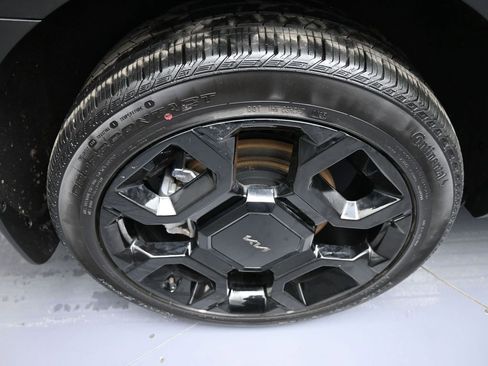 Certified 2025 Kia Sorento SX Prestige image 12