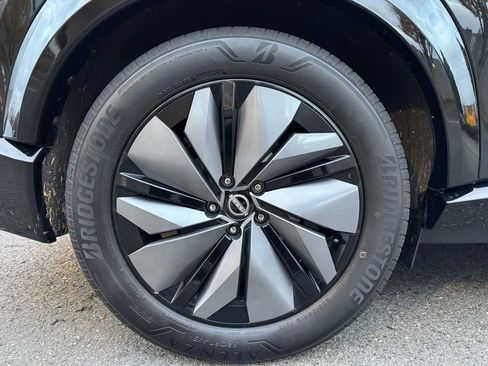 Used 2024 Nissan Ariya AWD image 18