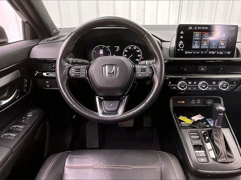 Used 2023 Honda CR-V Sport Touring image 5