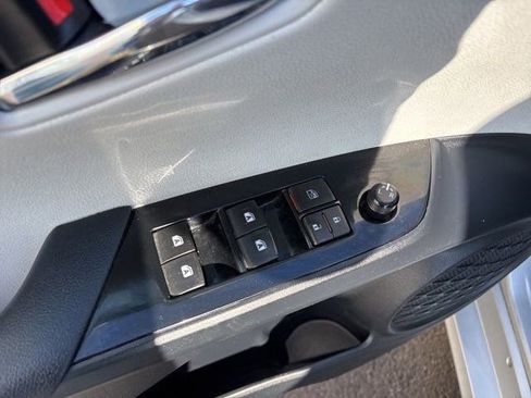 Used 2016 Toyota Prius Two image 14