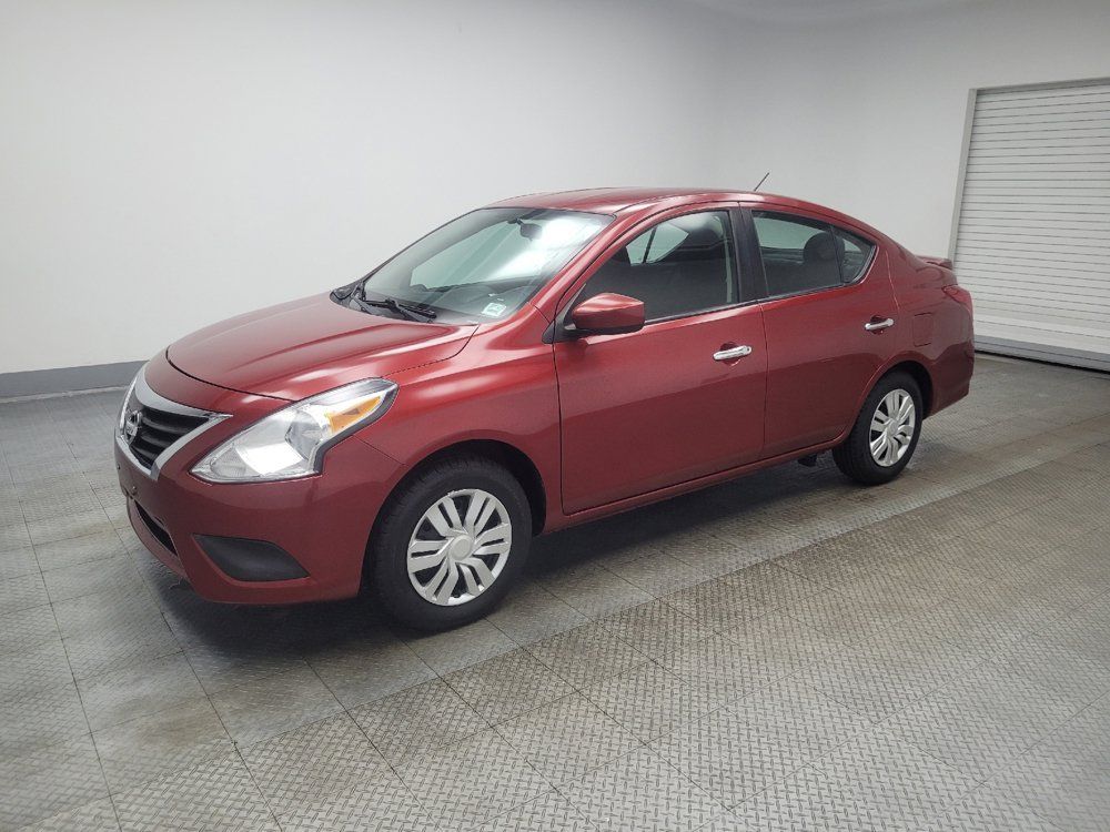 Used 2017 Nissan Versa SV FWD image 2