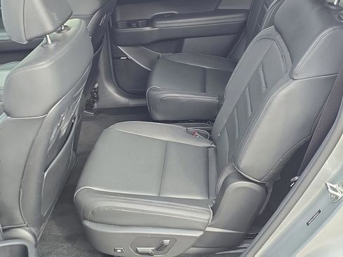 Used 2024 Hyundai Santa Fe Calligraphy image 15