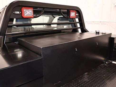 Certified 2025 Ford F550 4x4 Regular Cab Super Duty image 35