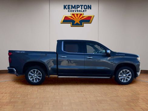 Used 2022 Chevrolet Silverado 1500 LTZ image 7