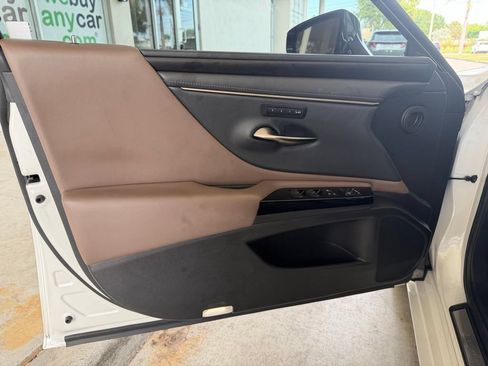 Used 2023 Lexus ES 350 w/ Premium Package FWD image 34