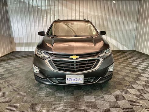Used 2018 Chevrolet Equinox LT w/ Sun & Infotainment Package image 3