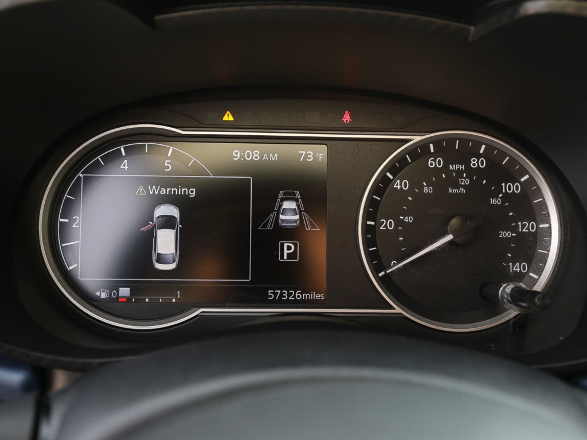 Used 2023 Nissan Versa SV FWD image 14