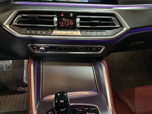 Used 2022 BMW X6 M50i w/ Parking Assistance Package image 24