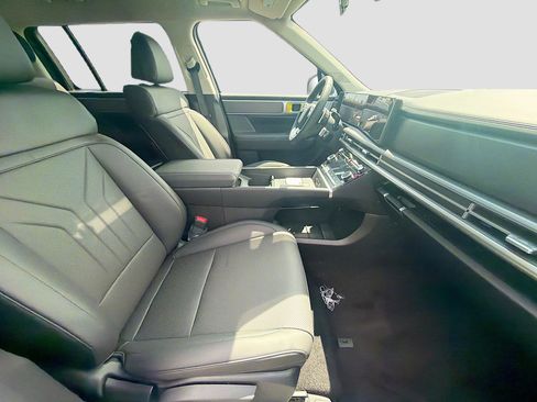 New 2026 Hyundai Santa Fe SEL FWD image 20
