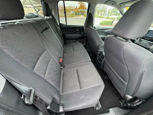Used 2022 Honda Ridgeline Sport image 14