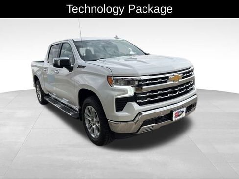 Used 2023 Chevrolet Silverado 1500 LTZ w/ LTZ Premium Package image 4