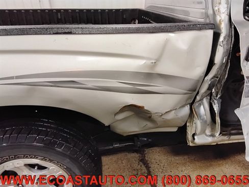 Used 2001 Toyota Tacoma 2WD Regular Cab image 14