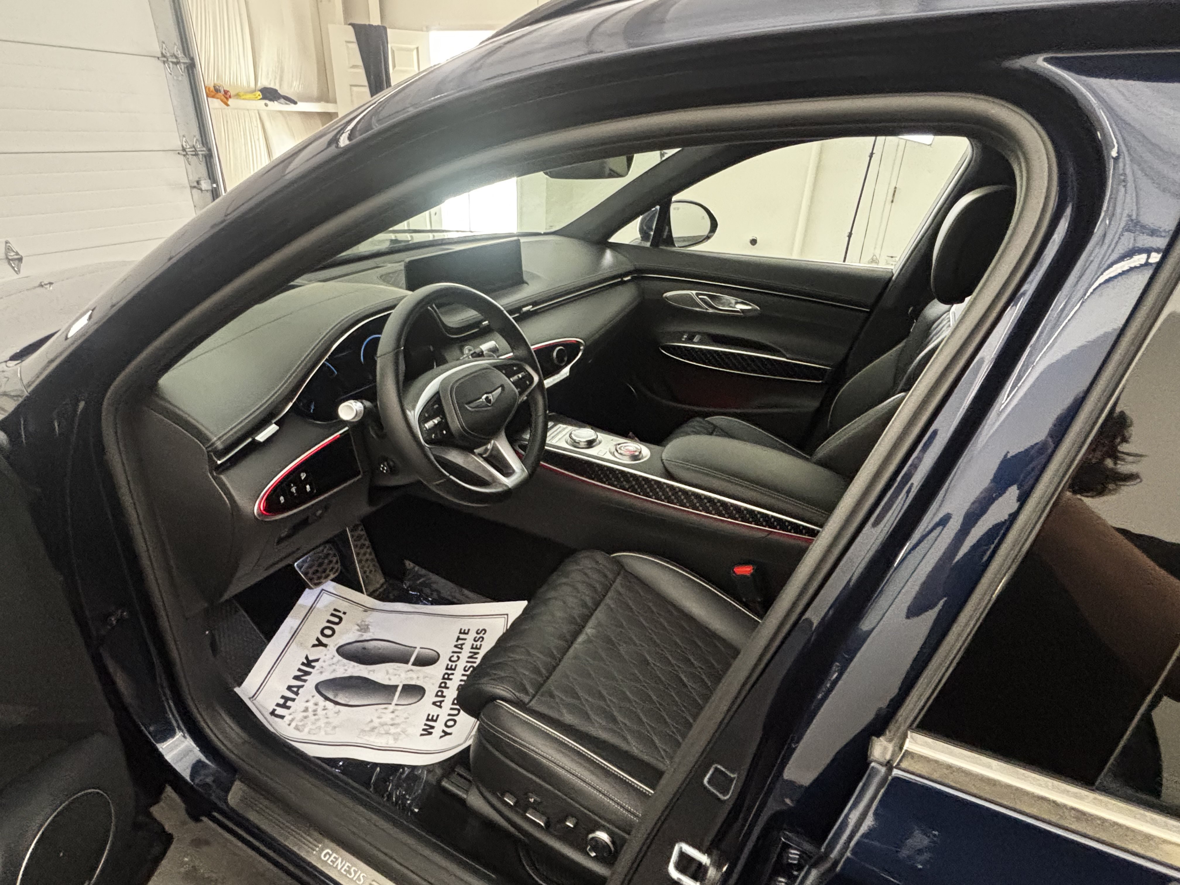 Used 2023 Genesis GV70 3.5T Sport w/ Sport Prestige Package AWD/4WD image 12