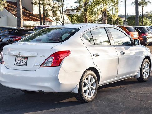 Used 2012 Nissan Versa SL image 6