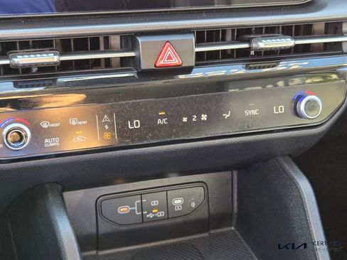 Certified 2026 Kia Sportage EX image 24