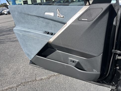 New 2026 BMW iX xDrive45 image 15