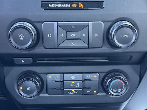 Used 2016 Ford F150 XL w/ Equipment Group 101A Mid RWD image 22