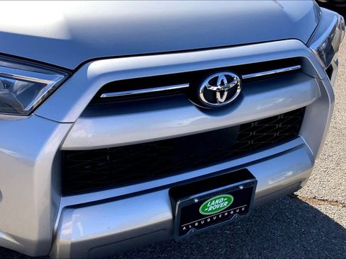 Used 2024 Toyota 4Runner TRD Off-Road image 29