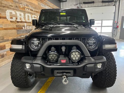 Used 2021 Jeep Gladiator Rubicon w/ Dual Top Group AWD/4WD image 12