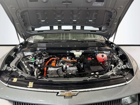 New 2026 Chevrolet Equinox EV LT image 30