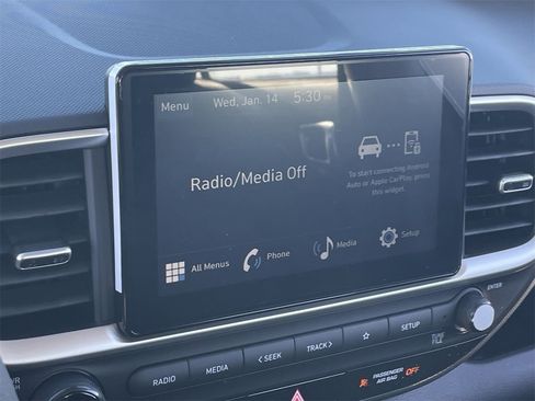 New 2026 Hyundai Venue SE image 24