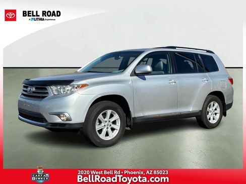 Used 2012 Toyota Highlander SE w/ Tow Pkg image 1