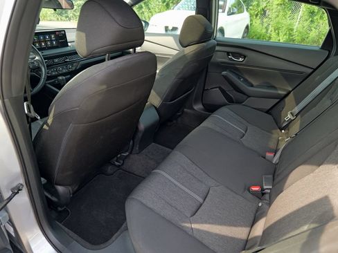 Used 2023 Honda Accord Sport image 26