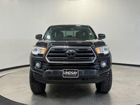 Used 2019 Toyota Tacoma SR5 image 2