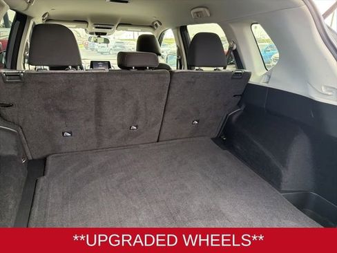 Used 2023 Nissan Rogue SV image 20