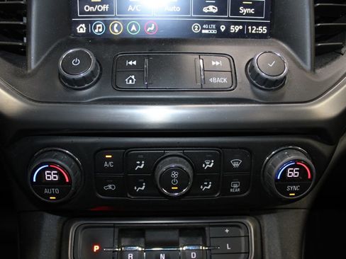 Used 2023 GMC Acadia AT4 w/ Preferred Package image 32