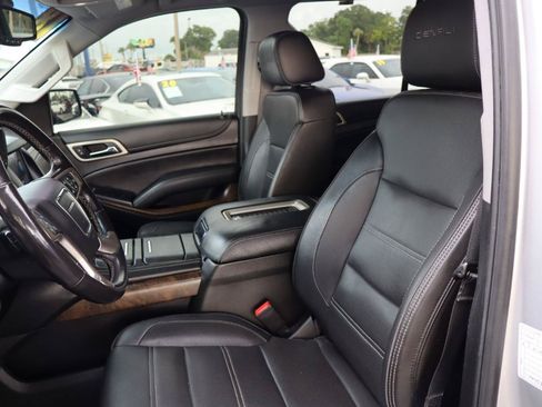 Used 2018 GMC Yukon Denali AWD/4WD image 12