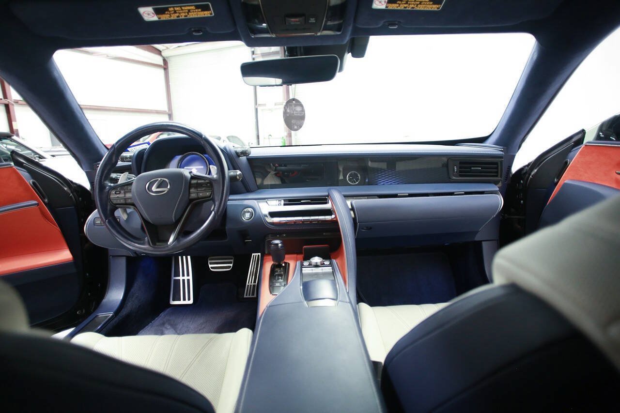 Used 2018 Lexus LC 500 Coupe w/ Touring Package RWD image 21