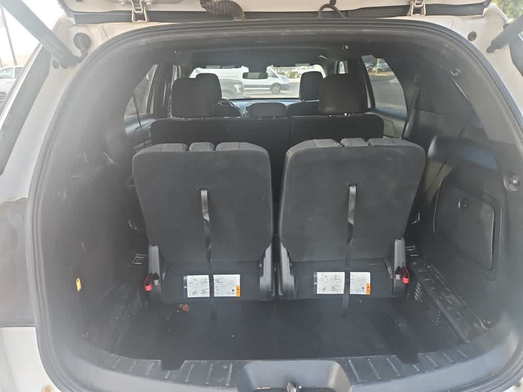 Used 2019 Ford Explorer XLT w/ Equipment Group 201A AWD/4WD image 8
