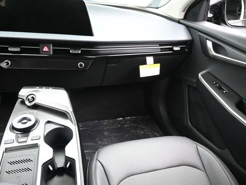 Used 2024 Kia EV6 Light image 14