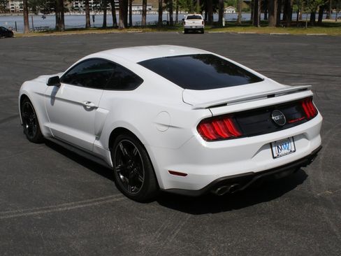 Used 2019 Ford Mustang GT Premium w/ Equipment Group 401A RWD image 51