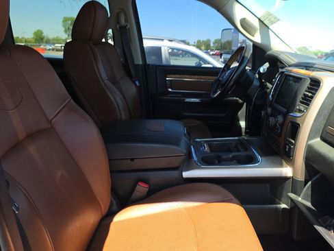 Used 2018 RAM 3500 Laramie Longhorn AWD/4WD image 13