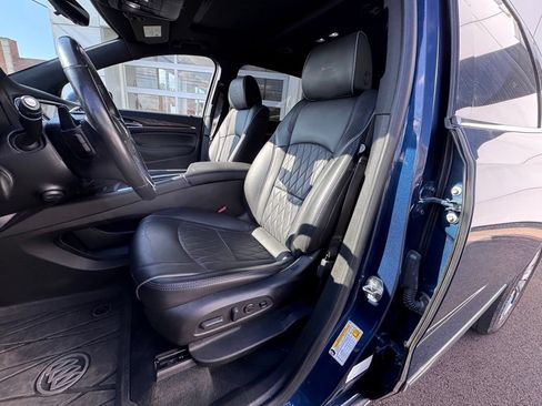 Used 2023 Buick Enclave Avenir w/ Trailering Package, 5000 lbs. AWD/4WD image 14