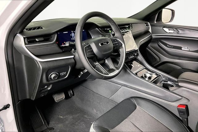 New 2026 Jeep Grand Cherokee Laredo X AWD/4WD image 8