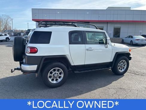 Used 2012 Toyota FJ Cruiser 4WD image 8