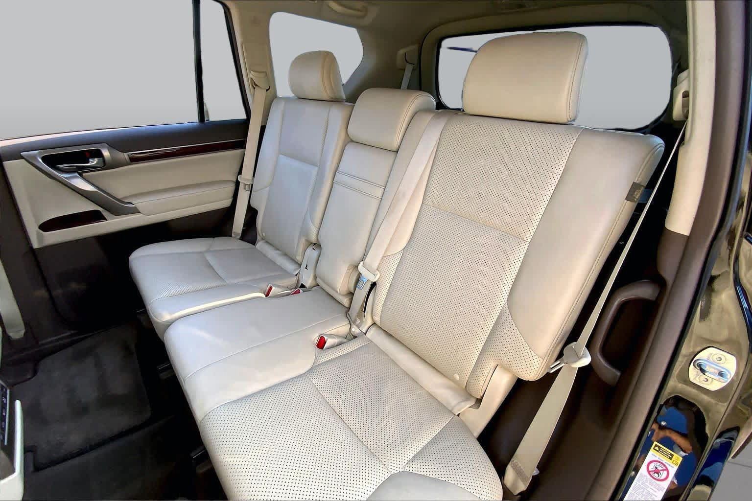 Used 2011 Lexus GX 460 w/ Comfort Plus Pkg AWD/4WD image 20