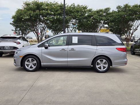 Used 2018 Honda Odyssey EX-L image 12