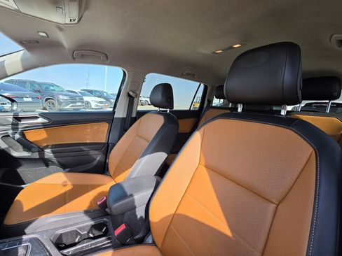 Used 2019 Volkswagen Tiguan SE FWD image 15