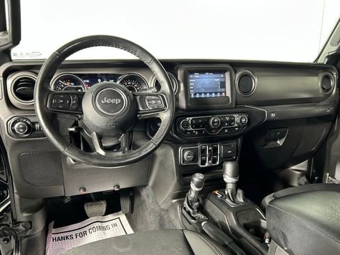 Used 2022 Jeep Gladiator Sport AWD/4WD image 16