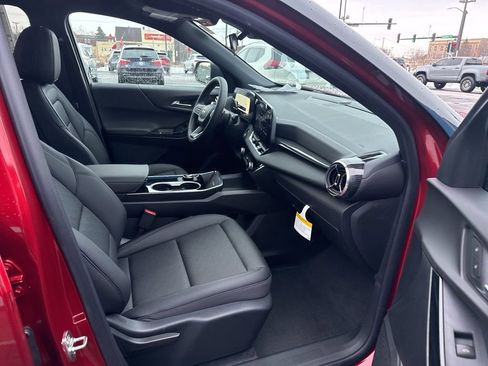 New 2026 Chevrolet Equinox LT w/ Convenience Package II image 33